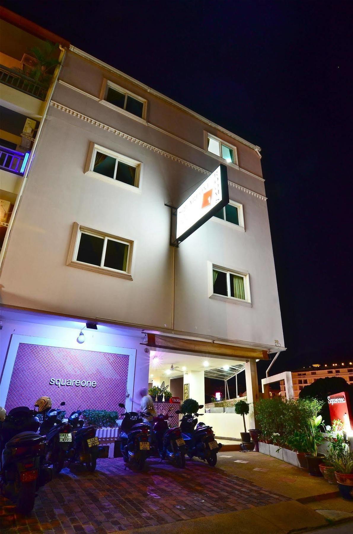 Squareone Hotel Phuket Exterior photo